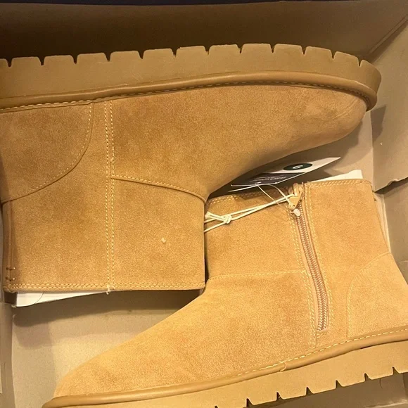 Universal Thread Light Brown Memory Foam Boots - Picture 3 of 6